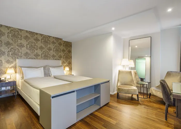 Готель Du Nord